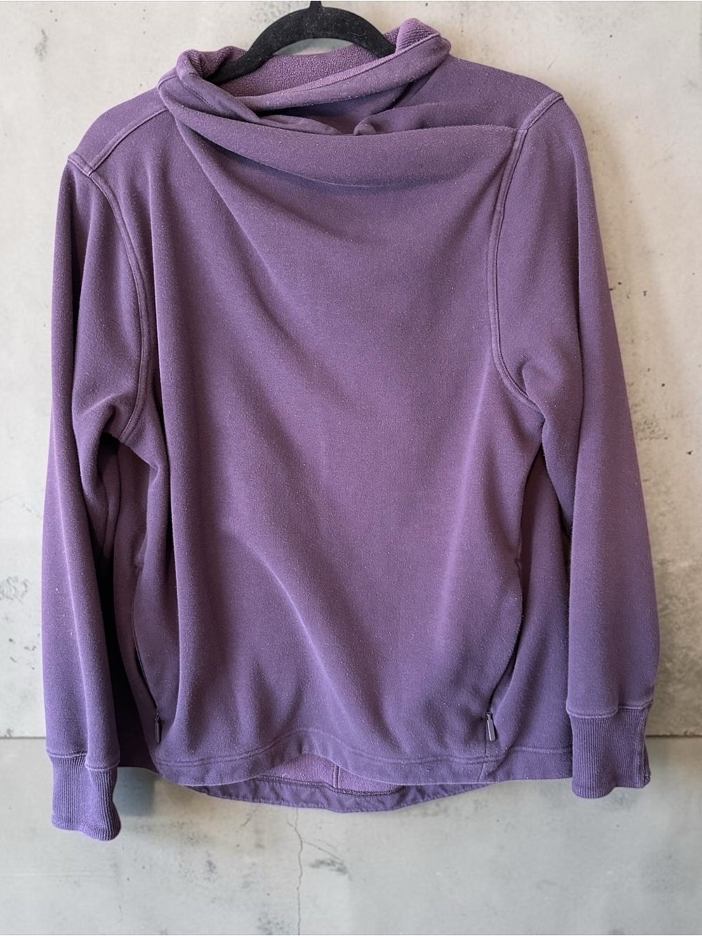 Athleta Plum Crewneck Fleece Comfy Pullover Sweatshirt